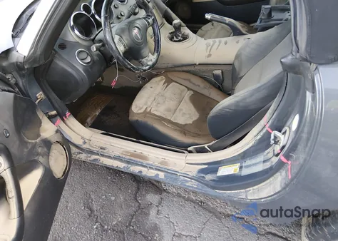 2008 Pontiac Solstice Gxp z USA, uszkodzony, nr VIN 1G2MG35X28Y122106